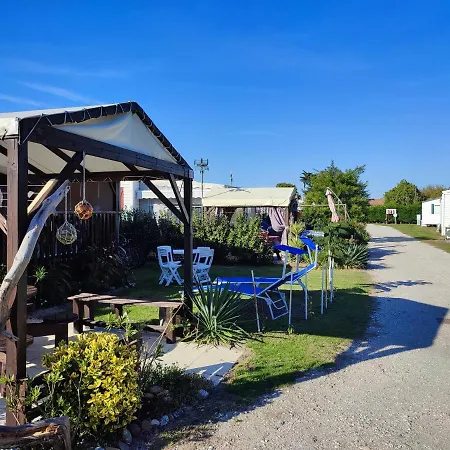 Camping Le Vivien * Saint-Vivien-de-Médoc