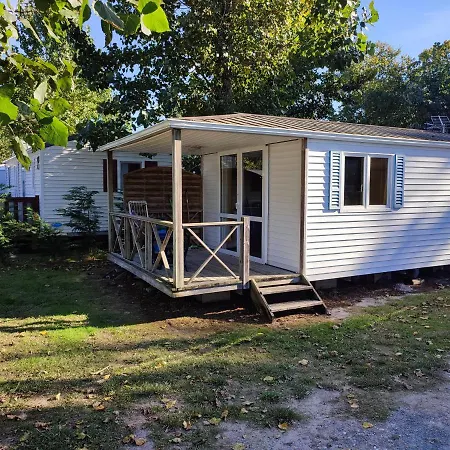 キャンプ場 Camping Le Vivien Saint-Vivien-de-Médoc