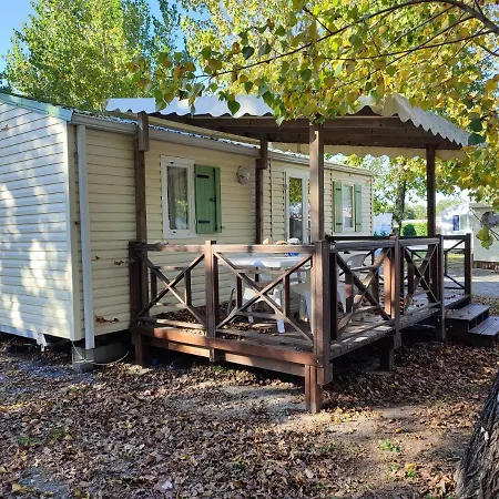 キャンプ場 Camping Le Vivien Saint-Vivien-de-Médoc